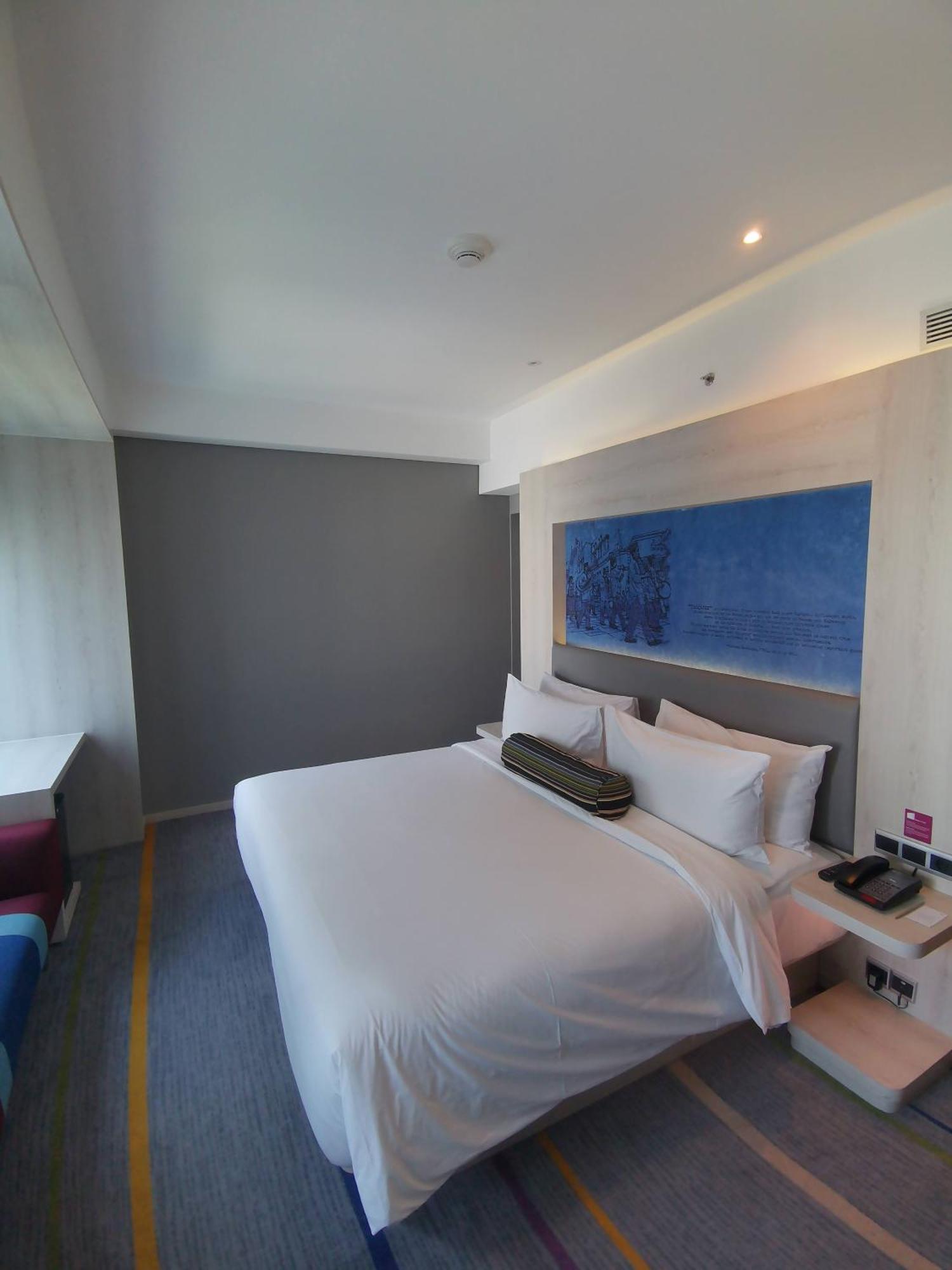 Aloft Jakarta Wahid Hasyim Экстерьер фото